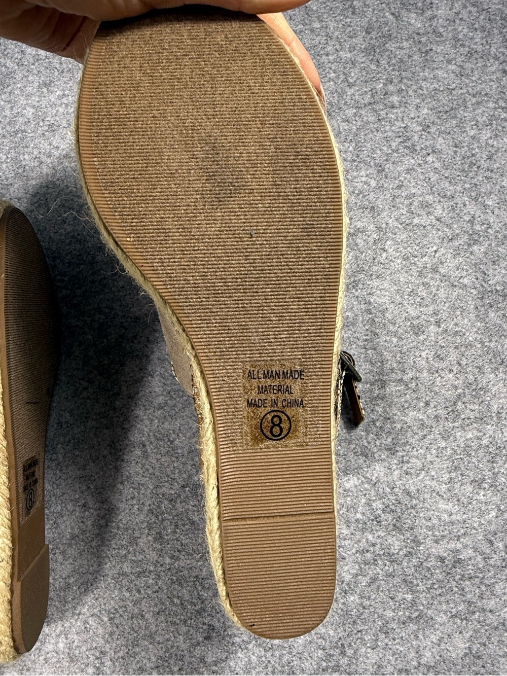 Soda Platform Wedge Sandals Taupe Faux Suede Espadrille Slingback Size 8 - Picture 4 of 5